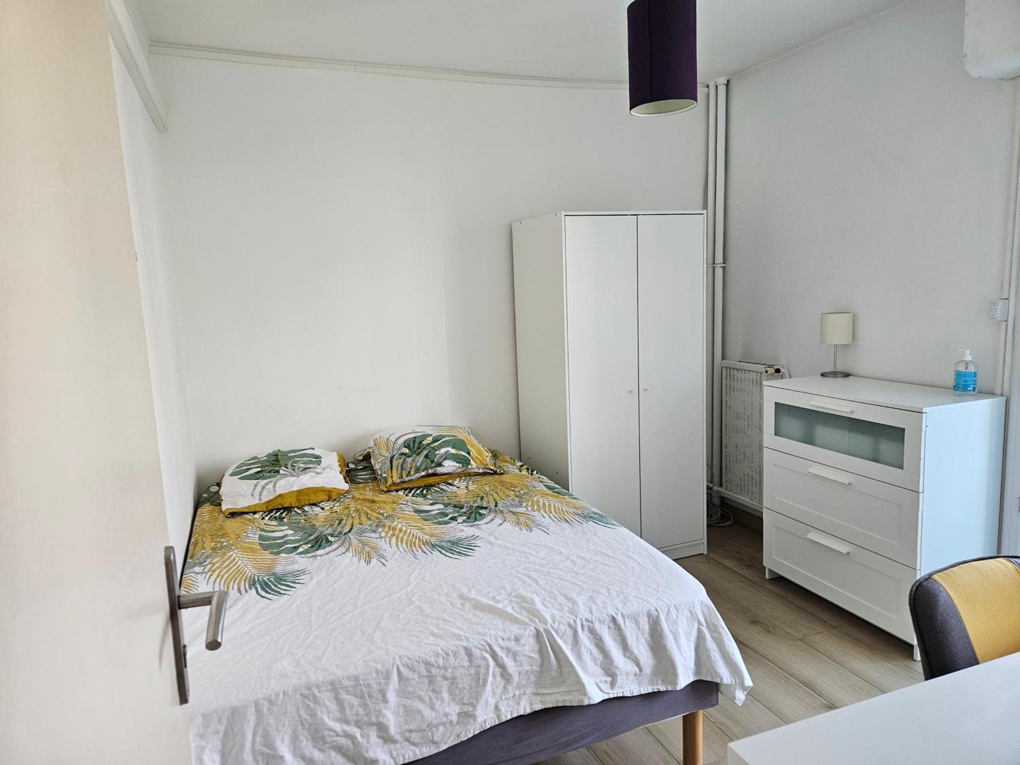 Chambre En Colocation Fille, Proche Mer, Climatisation Toulon Kültér fotó